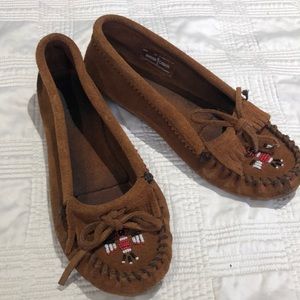 Minnetonka Thunderbird Moccasins